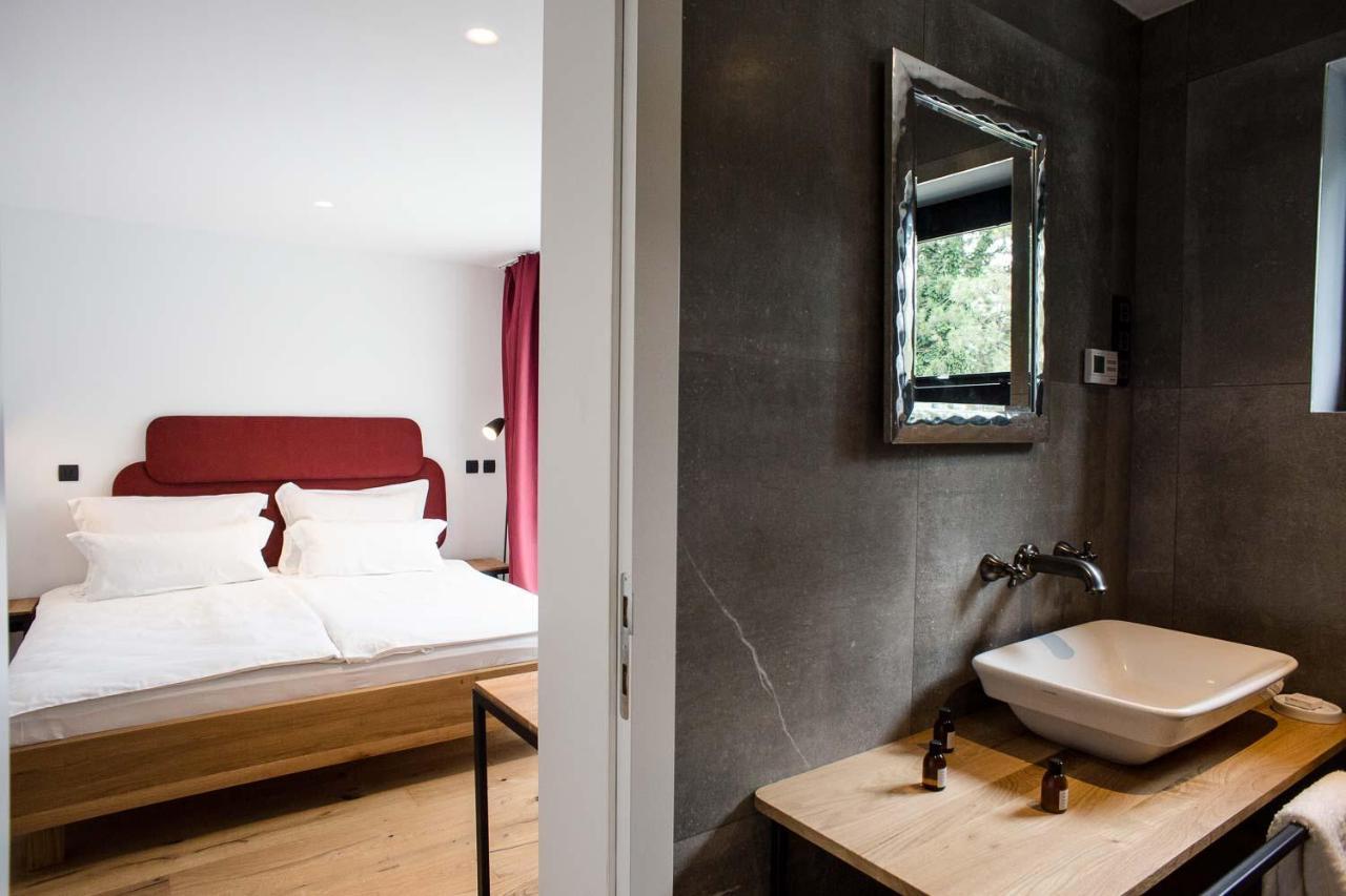 Vault Hotel Ljubljana Bagian luar foto