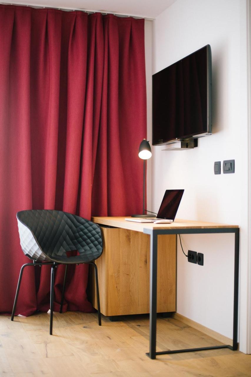 Vault Hotel Ljubljana Ruang foto