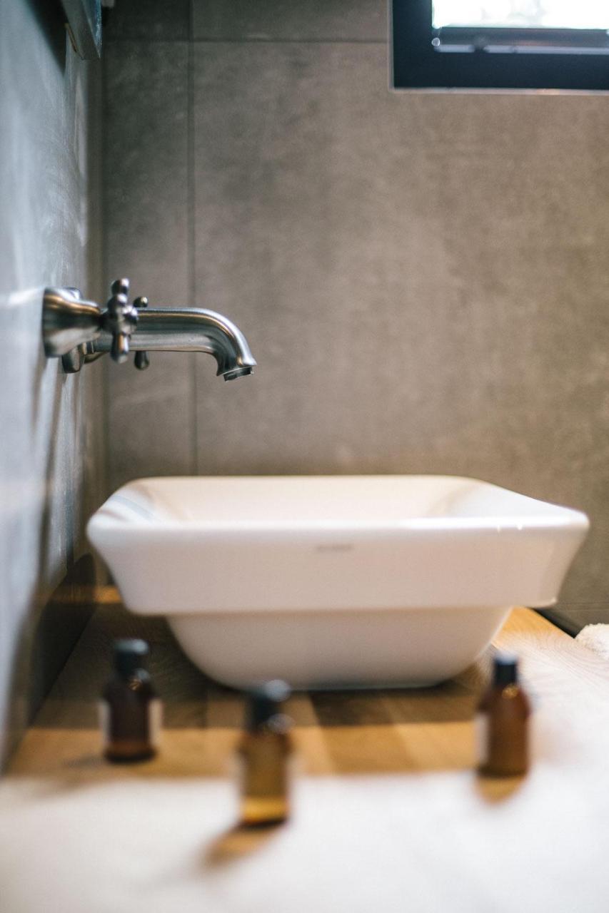 Vault Hotel Ljubljana Bagian luar foto